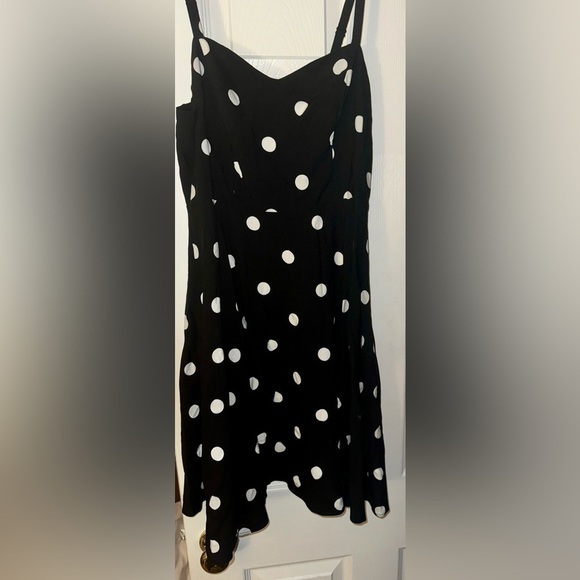 Old Navy Black and White Polka Dot Cami Dress - Picture 5 of 5